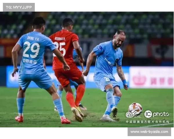 亚戈双响助浙江队客场战平河南队