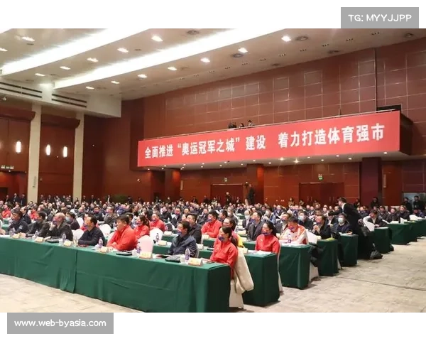 内蒙古工业大学承办国际搏击赛,促进高校体育文化交流 内蒙古工业大学承办国际搏击赛,促进高校体育文化交流